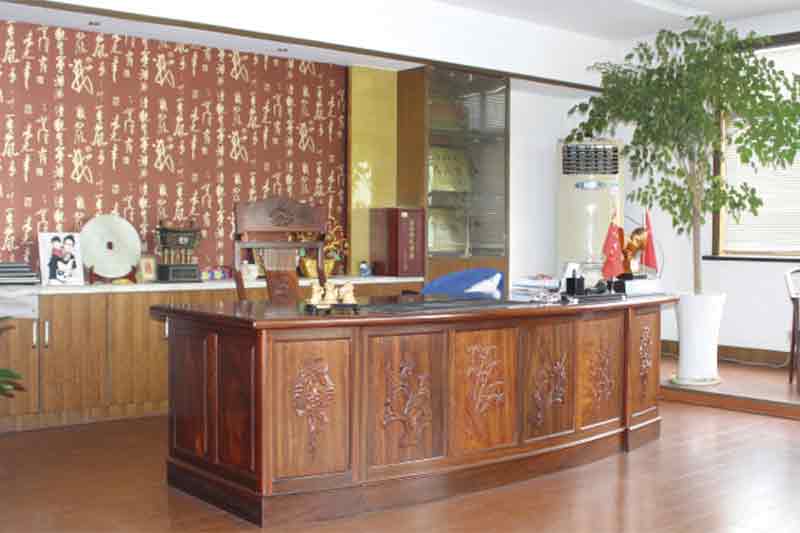 Jiangyin Tongxin Vulcanizing Machine Manufacturer Co., Ltd.